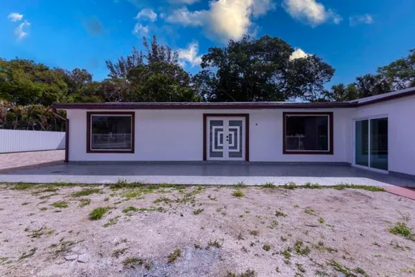 $650,000 | 696 Arlington Drive, West Palm Beach, FL 33415