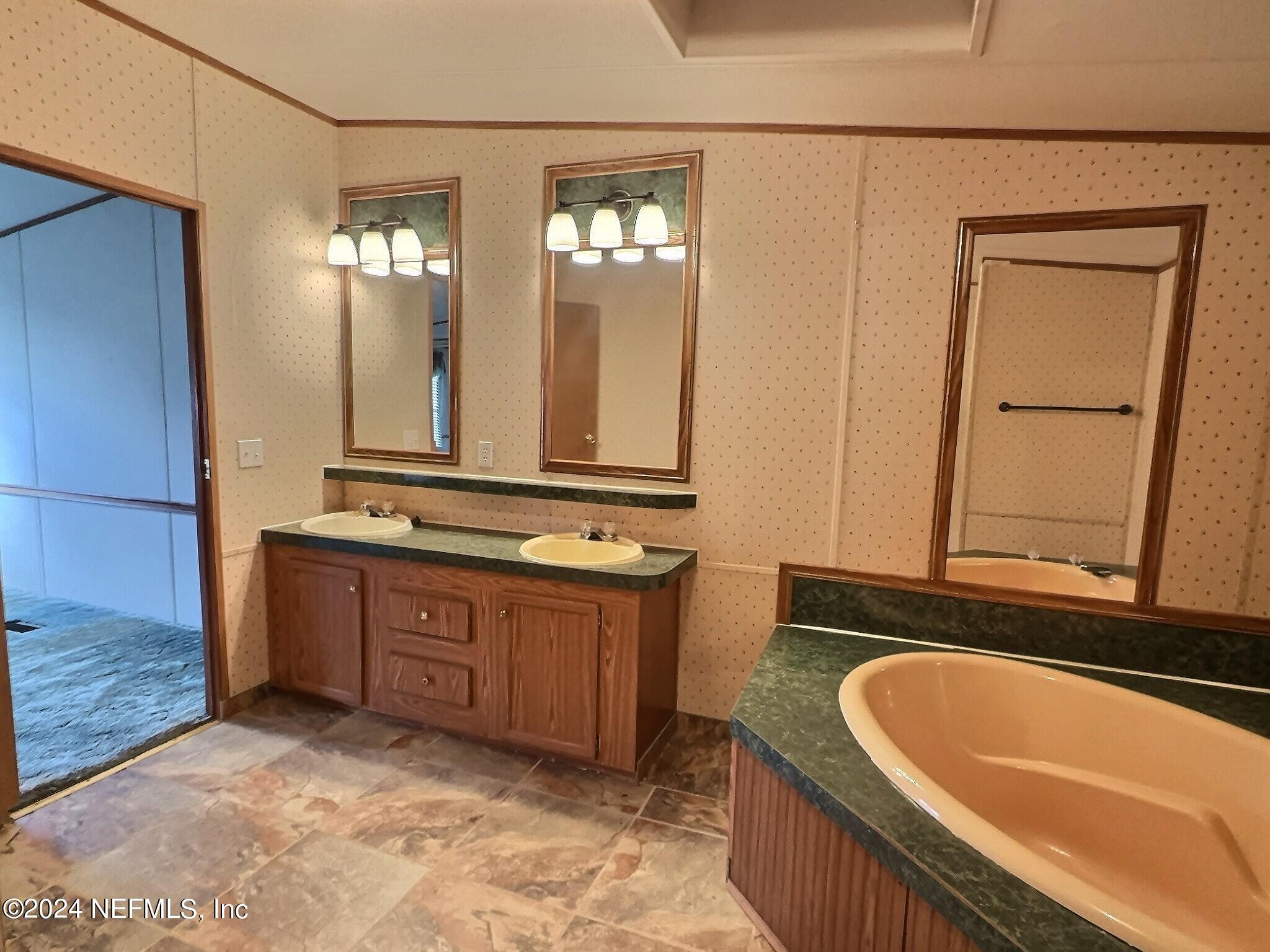 2200 Kin Street Interlachen, FL 32148 - Photo 10 of 16 IMG_5209
