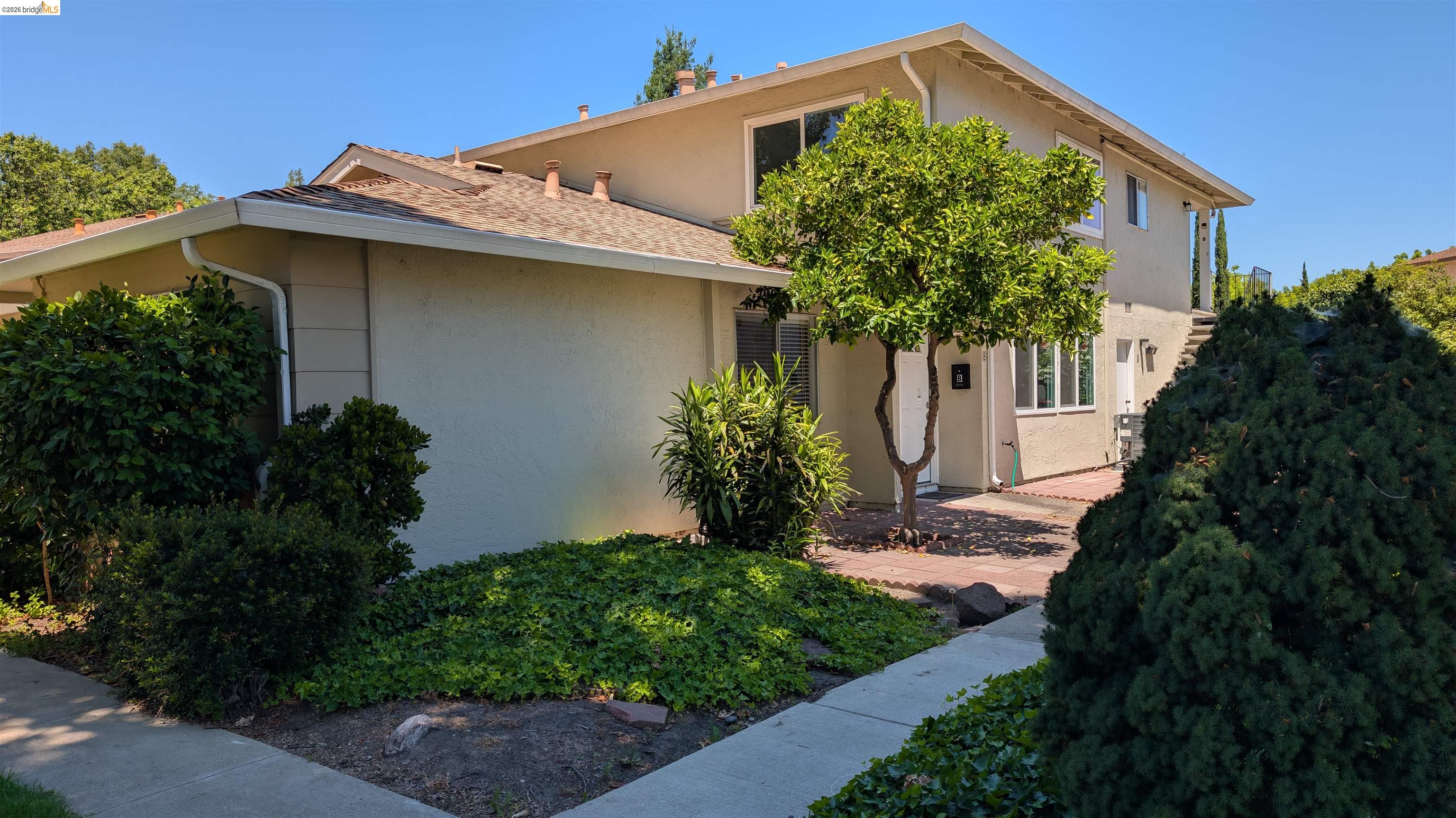 1387 Del Rio Circle, Unit B Concord, CA 94518 - Photo 1 of 22