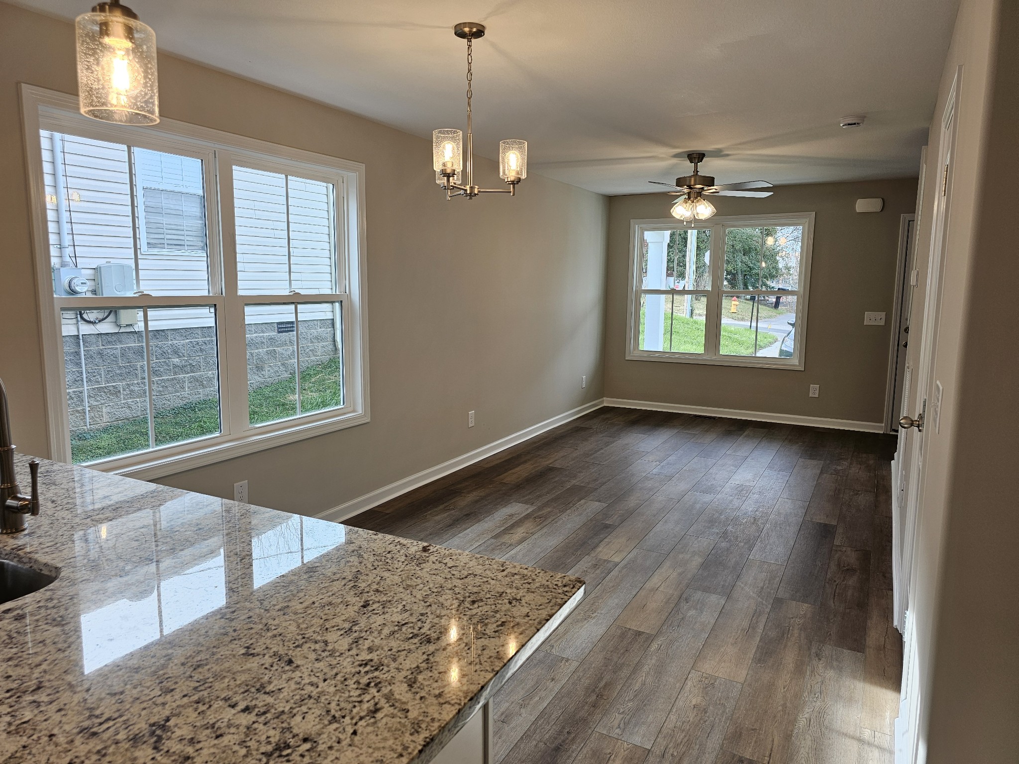 503 9th Street, Unit B Clarksville, TN 37040 - Photo 5 of 13 a view of a room with wooden floor and a window