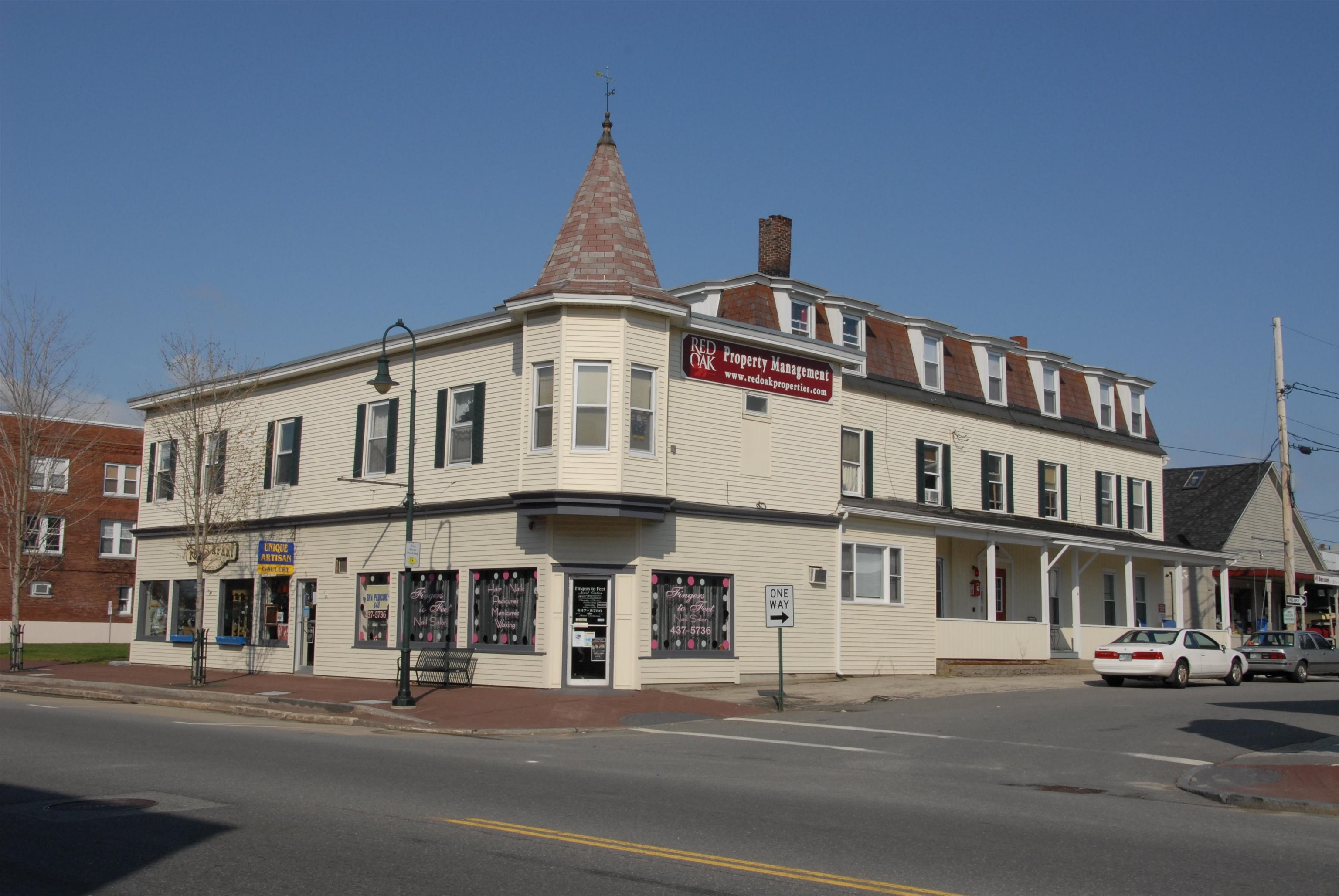 4 Martin Street, Unit 5 Derry, NH 03038 - Photo 2 of 36