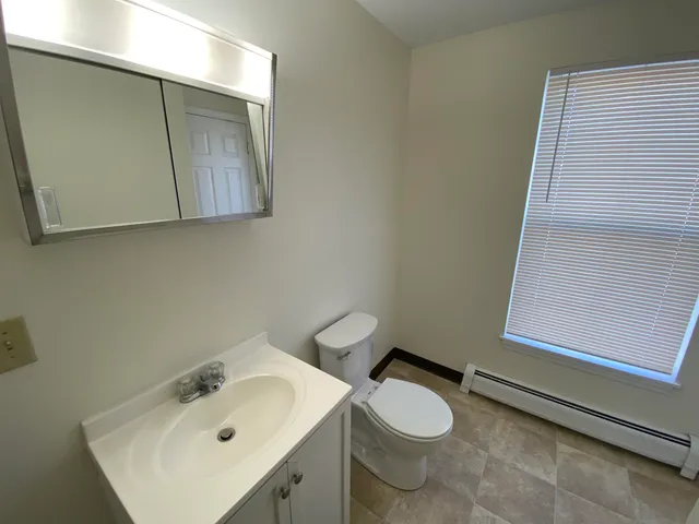 $1,773 | 4 Martin Street, Unit 5, Derry, NH 03038