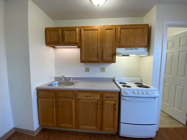 $1,773 | 4 Martin Street, Unit 5, Derry, NH 03038