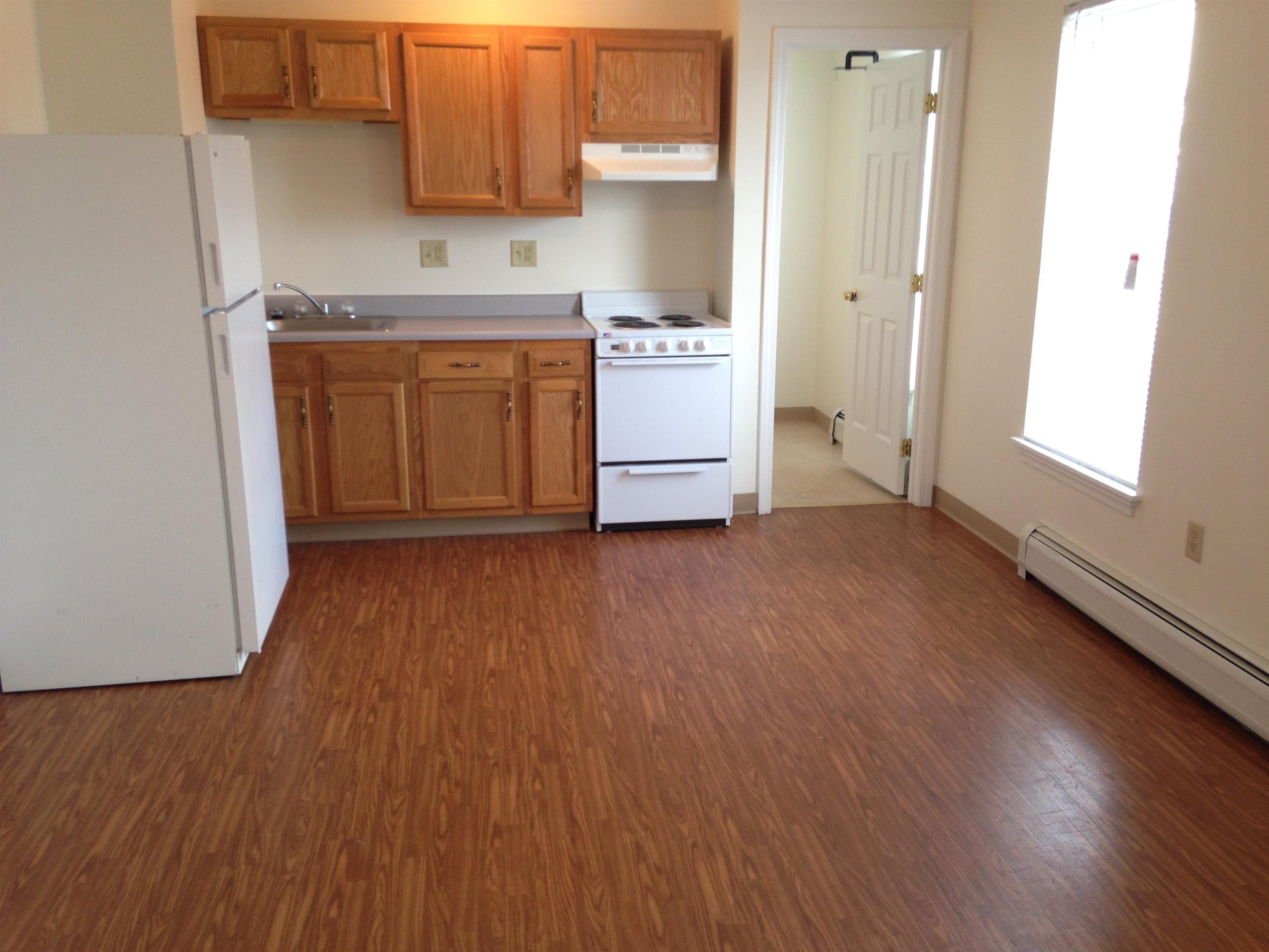 4 Martin Street, Unit 5 Derry, NH 03038 - Photo 8 of 36