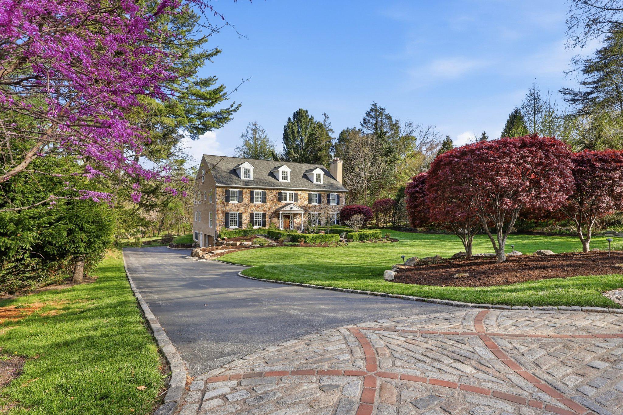 Welcome to 825 Hagys Ford Road!