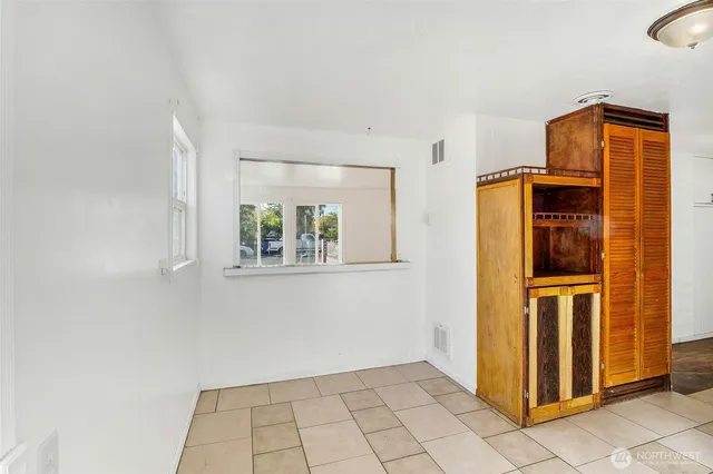 a view of a storage & utility room