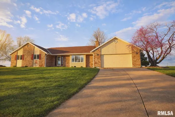 $349,900 | 3226 East Tower Road, Quincy, IL 62305