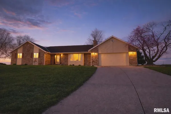 $349,900 | 3226 East Tower Road, Quincy, IL 62305