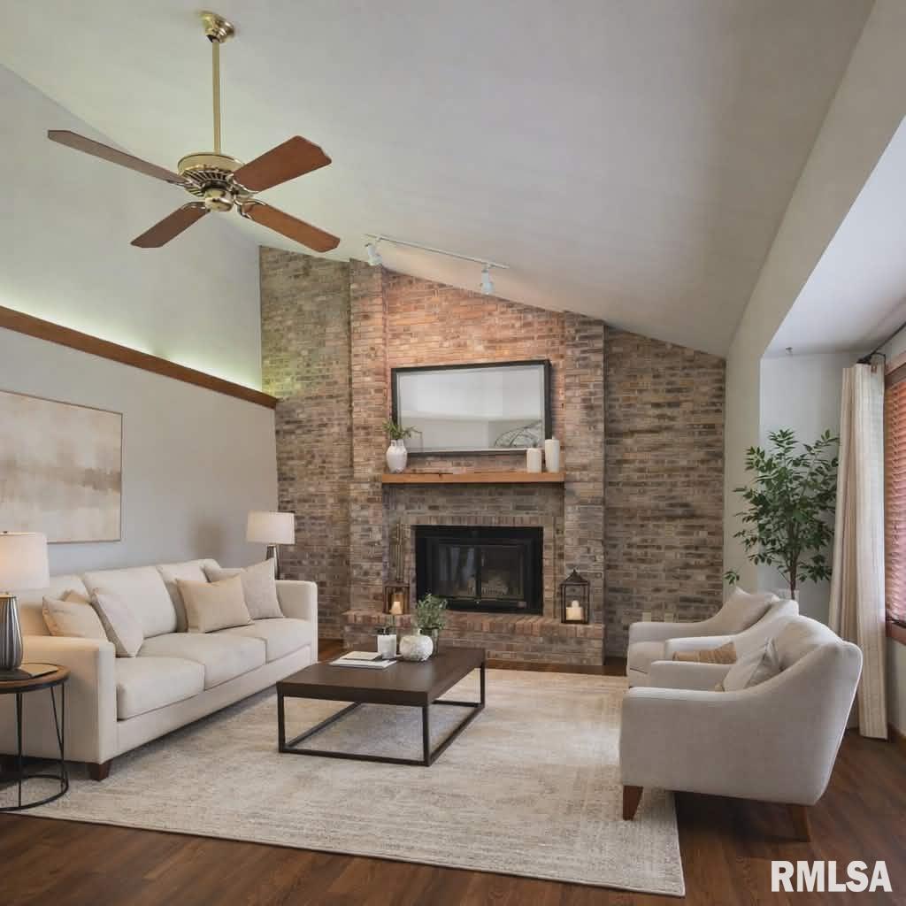 3226 East Tower Road Quincy, IL 62305 - Photo 3 of 32