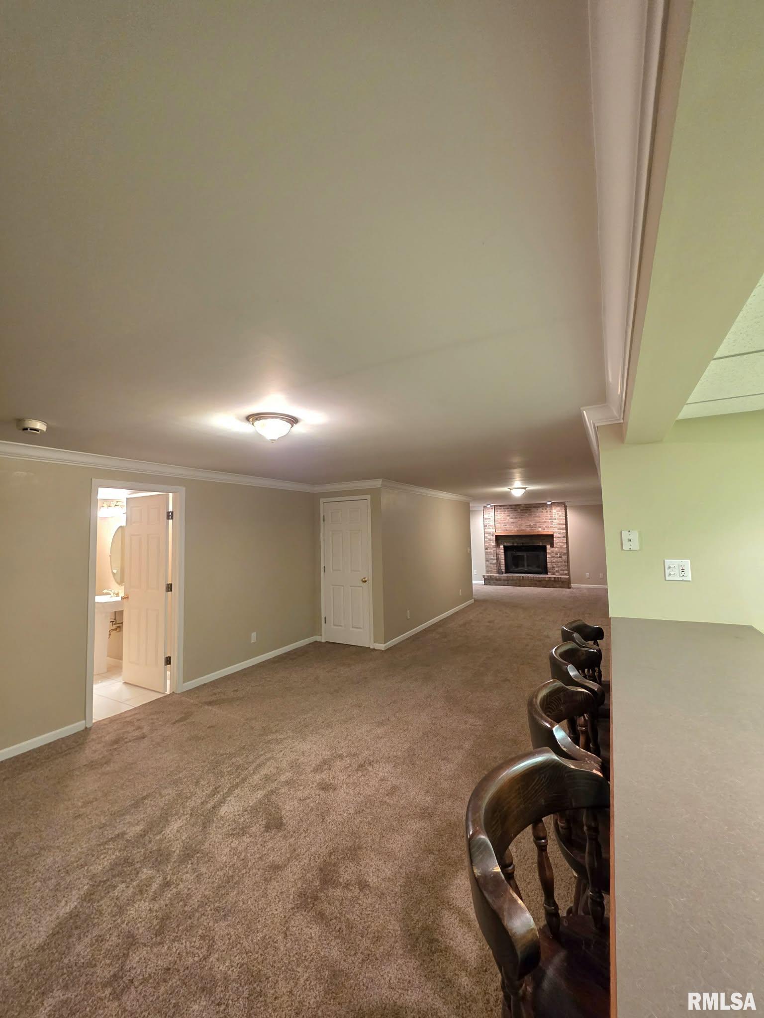 3226 East Tower Road Quincy, IL 62305 - Photo 8 of 28