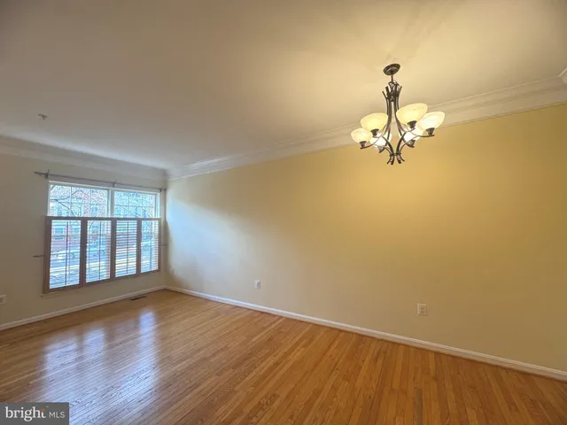 $4,000 | 136 Cameron Station Boulevard, Alexandria, VA 22304