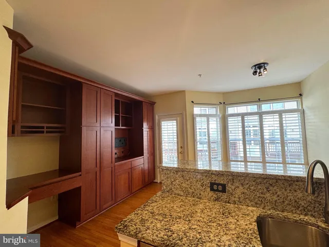 $4,000 | 136 Cameron Station Boulevard, Alexandria, VA 22304