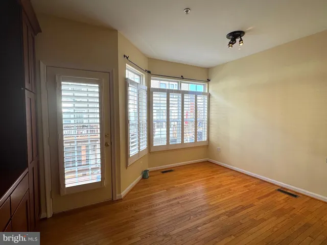 $4,000 | 136 Cameron Station Boulevard, Alexandria, VA 22304