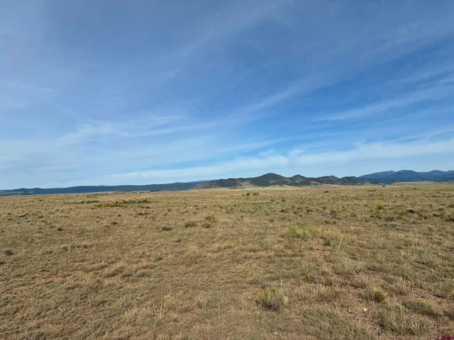 a view of an lake and mountain view