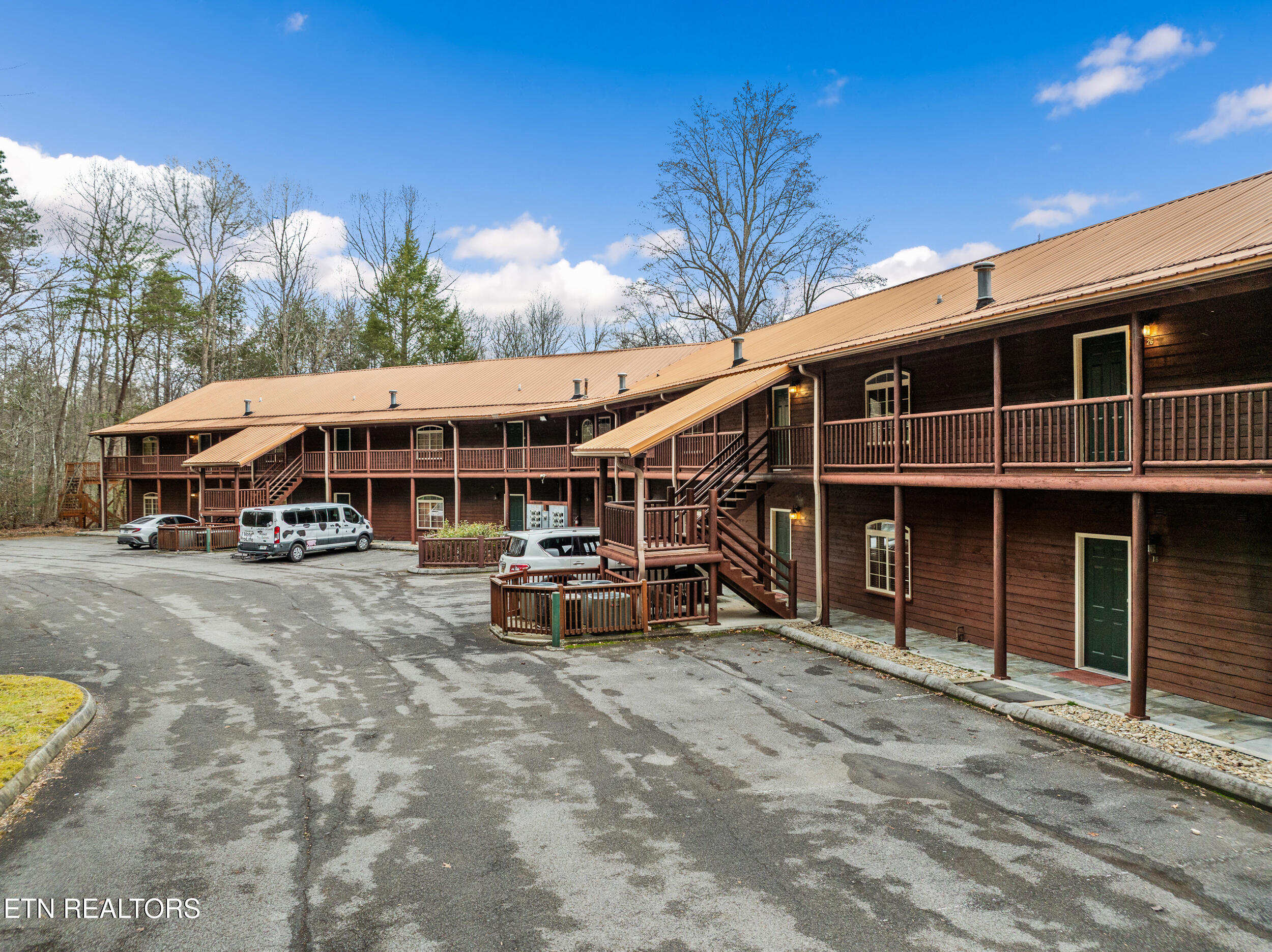 206 Forrest Loop Way, Unit 15 Gatlinburg, TN 37738 - Photo 1 of 36 206 forrest loop way_15-1