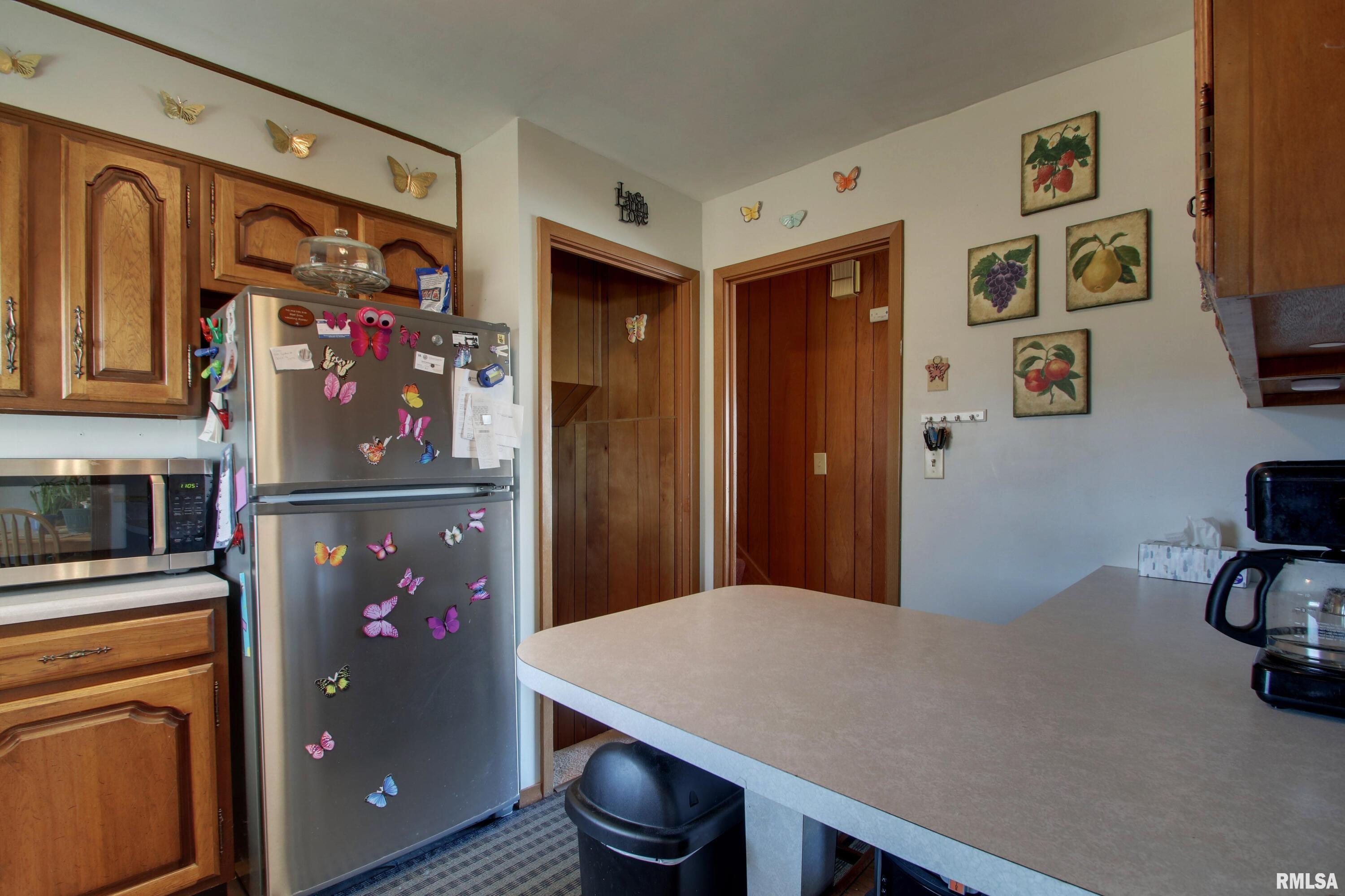 1010 Rhapsody Road Quincy, IL 62301 - Photo 5 of 27 Gallery Image 5