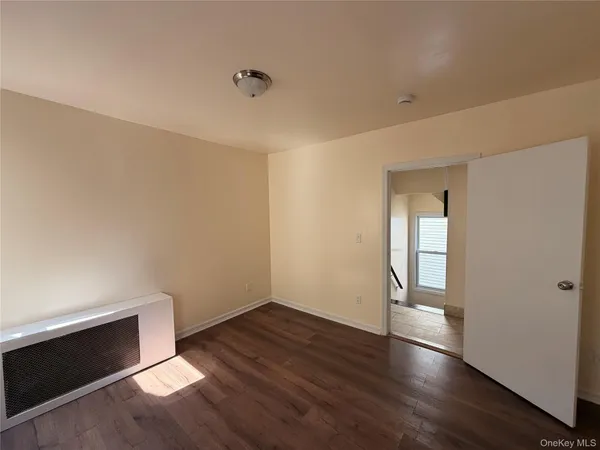 $4,800 | 310 South 7th Avenue, Mount Vernon, NY 10550