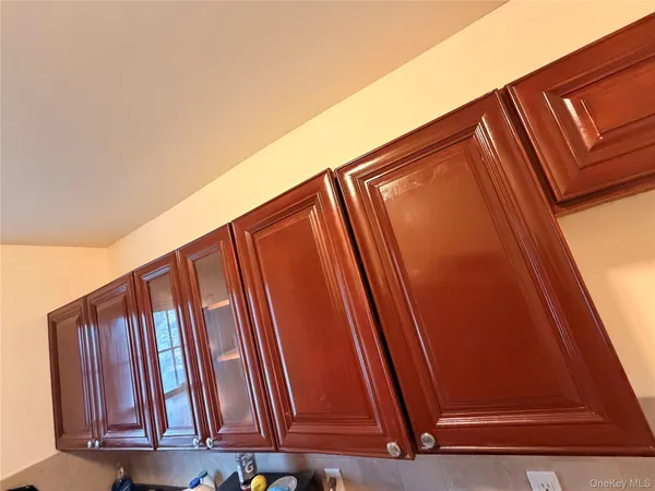$4,800 | 310 South 7th Avenue, Mount Vernon, NY 10550