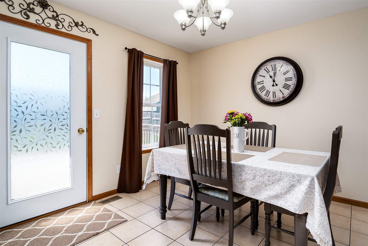 616 Ballymore Road Roscoe, IL 61073 - Photo 11 of 23 Gallery Image 11