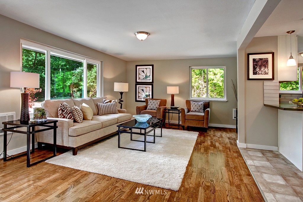 15804 3rd Avenue Southeast Bothell, WA 98012 - Photo 4 of 18