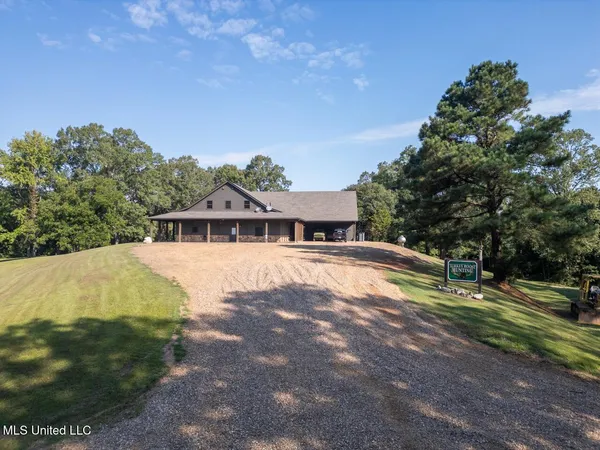 $2,100,000 | 571 Doloroso-rosetta Road, Woodville, MS 39669