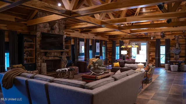 $2,100,000 | 571 Doloroso-rosetta Road, Woodville, MS 39669