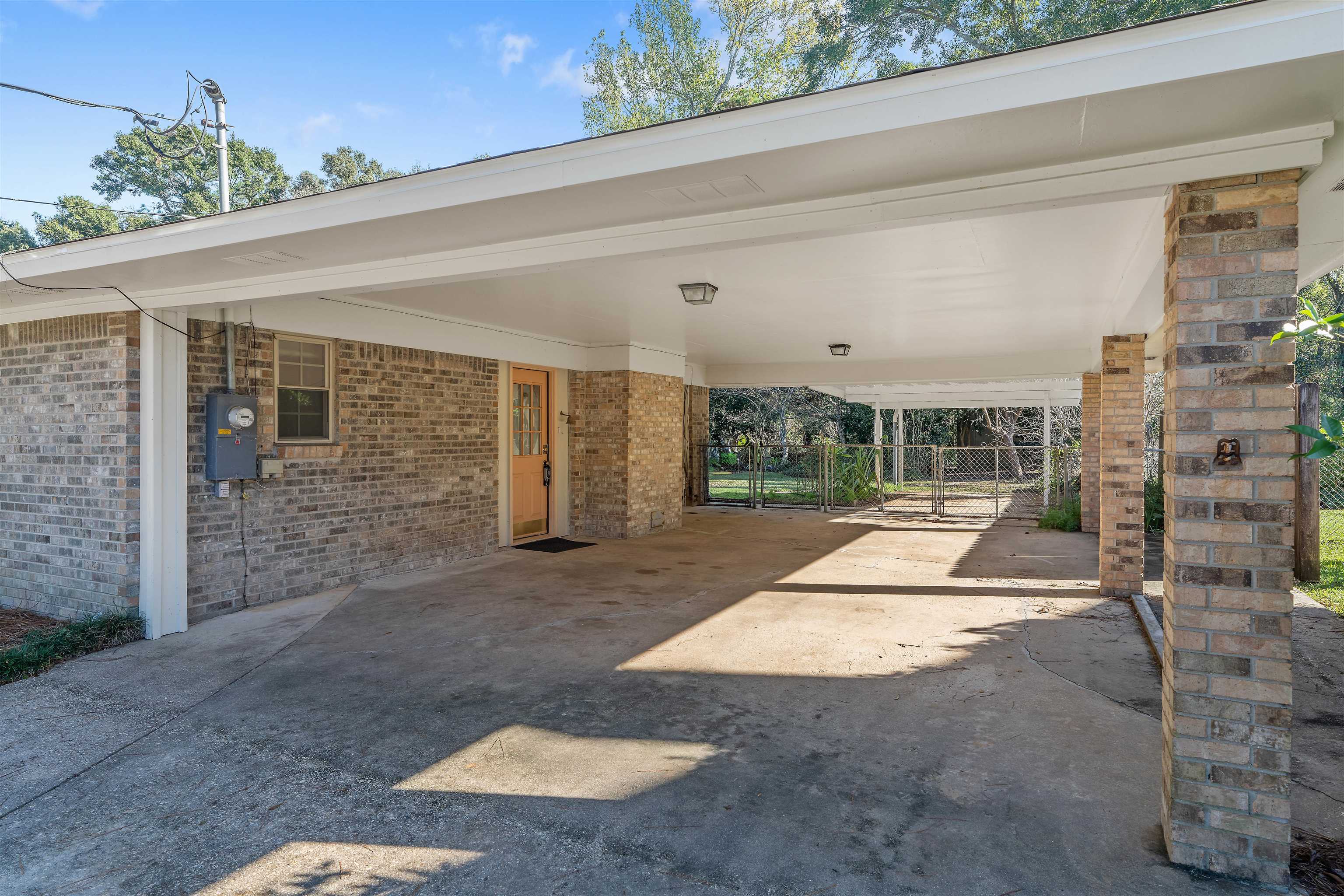 621 Spanish Main Daphne, AL 36527 - Photo 6 of 29 Parking