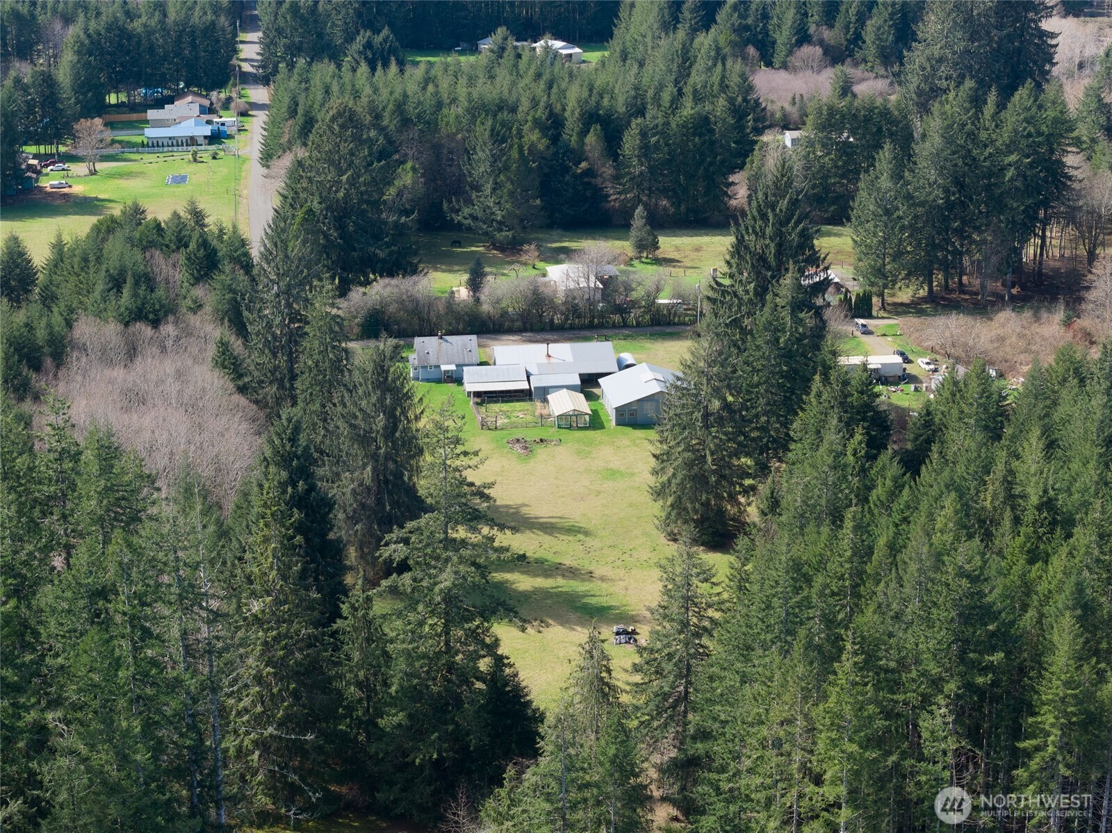 2 Groseclose Lane Humptulips, WA 98552 - Photo 3 of 35