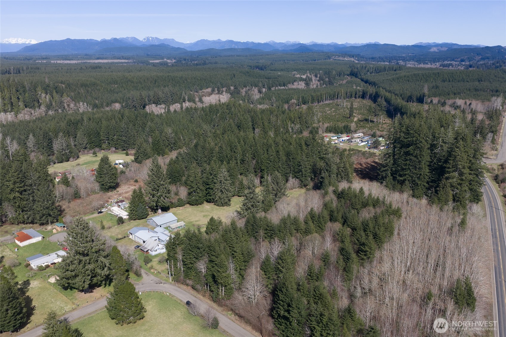 2 Groseclose Lane Humptulips, WA 98552 - Photo 4 of 35