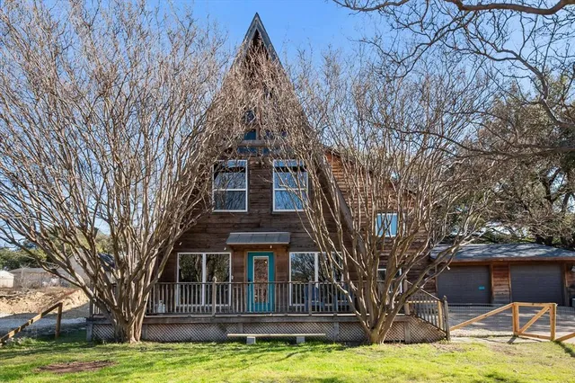 $365,000 | 613 Mustang Trail, Granbury, TX 76049