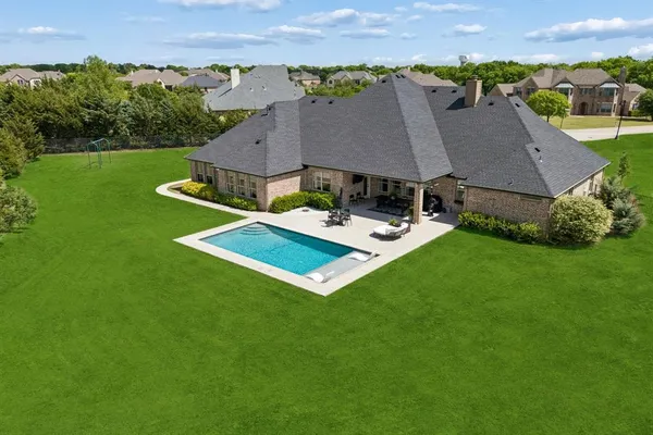 $1,299,900 | 313 Strain Lane, Lucas, TX 75002
