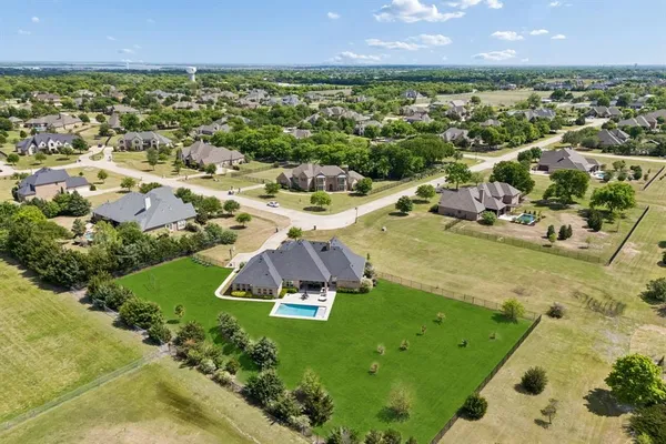 $1,299,900 | 313 Strain Lane, Lucas, TX 75002