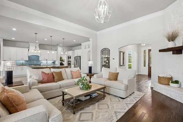 $1,299,900 | 313 Strain Lane, Lucas, TX 75002