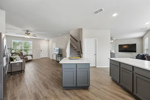 $379,900 | 925 Billups Drive, Van Alstyne, TX 75495