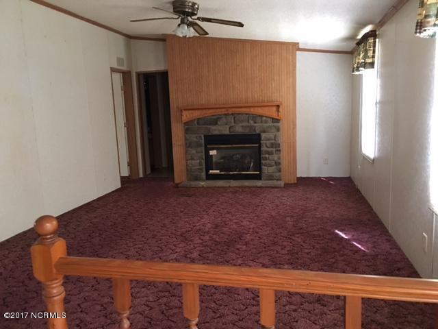 4243 Elm Grove Road Kinston, NC 28504 - Photo 3 of 18 4243 Elm Grove IMG_5101