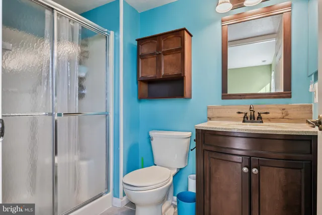 $400,000 | 404 Aster Place, Mount Laurel, NJ 08054