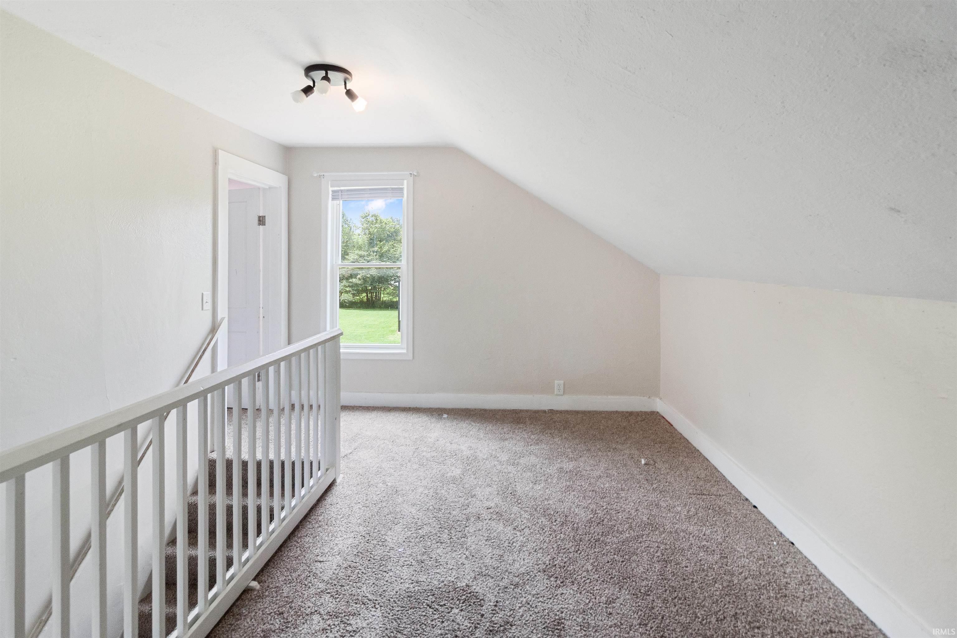 258 South Hendricks Street Andrews, IN 46702 - Photo 19 of 28
