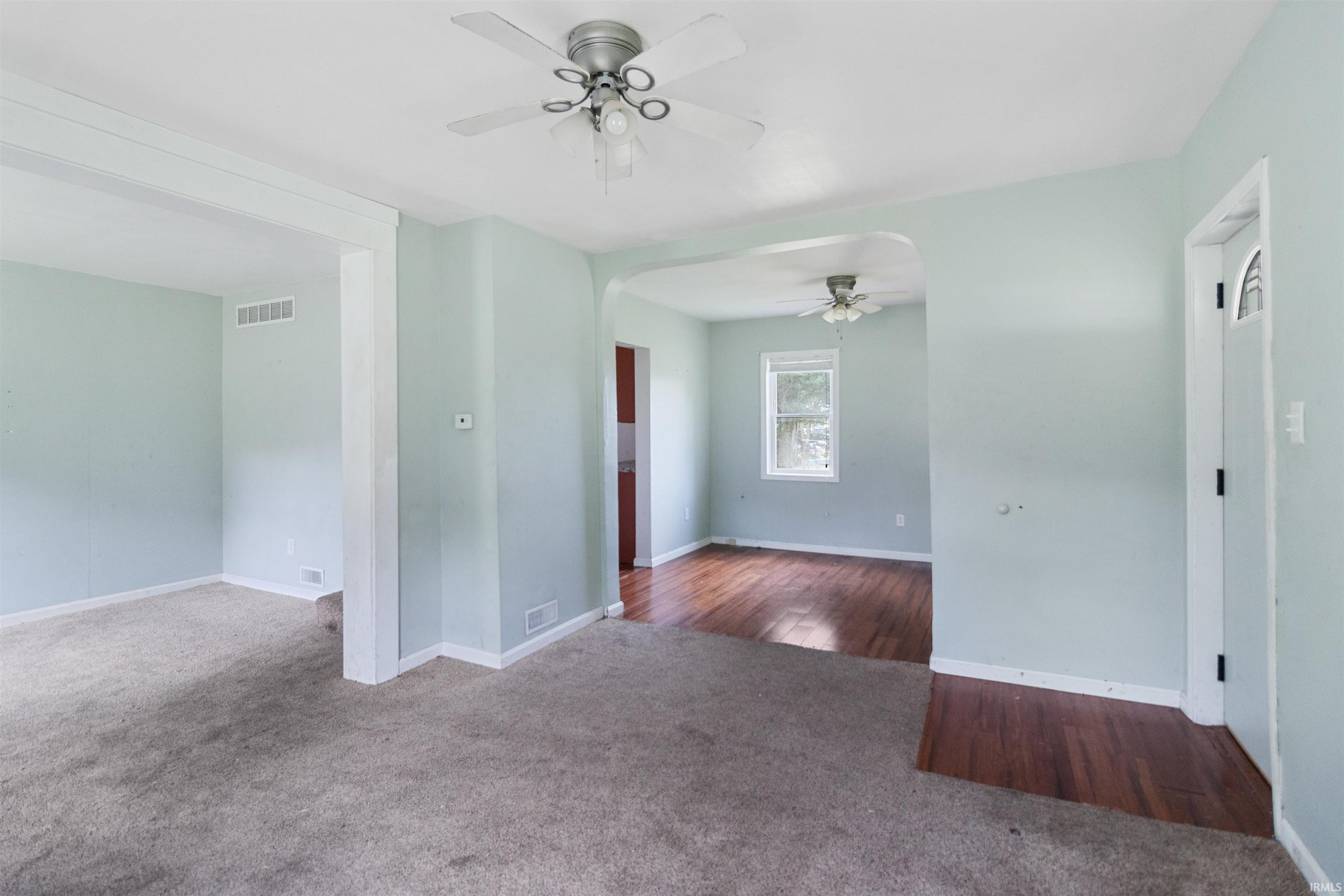 258 South Hendricks Street Andrews, IN 46702 - Photo 5 of 28