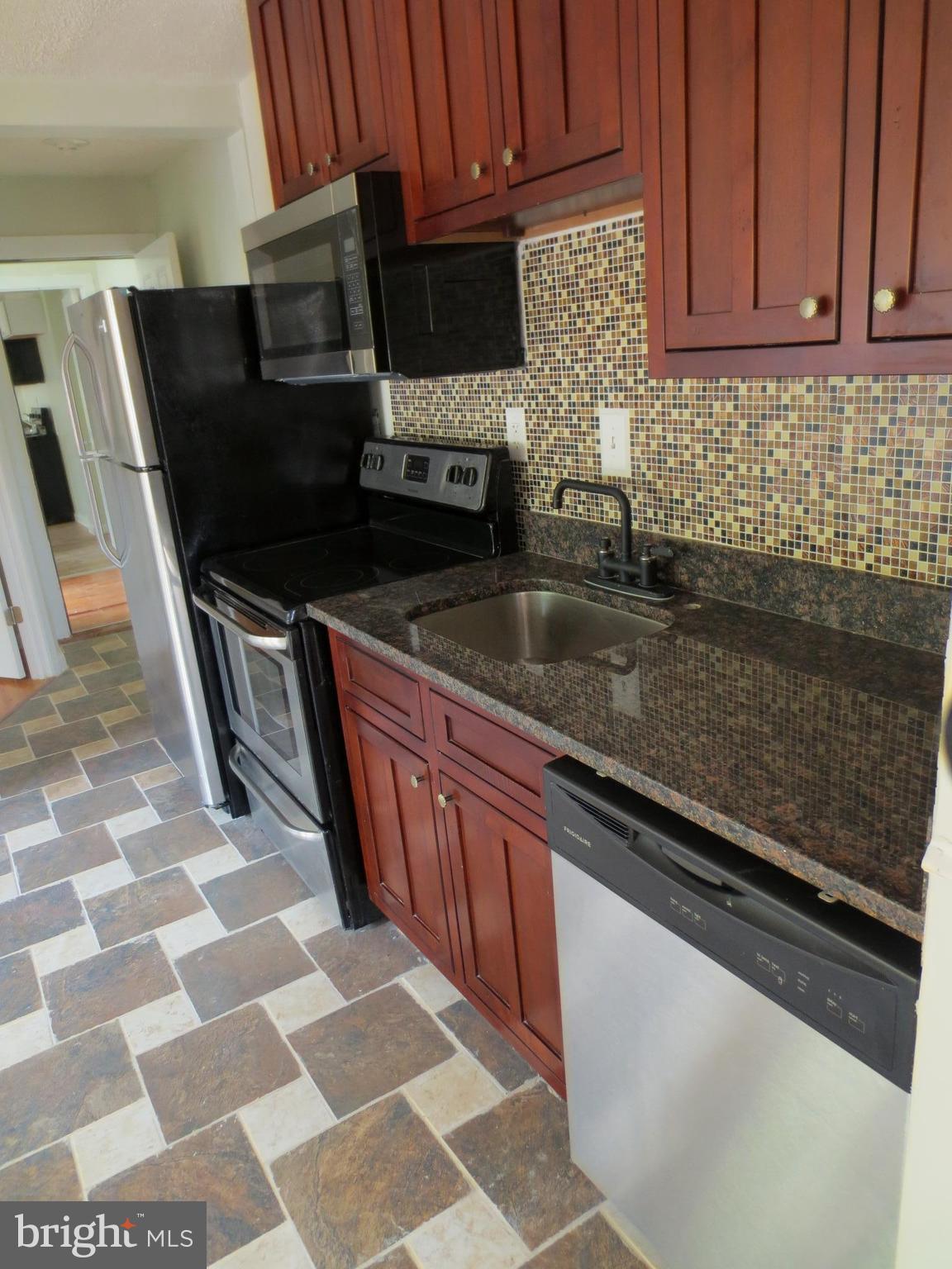 4980 Benning Road Southeast Washington, DC 20019 - Photo 14 of 20 Kitchen