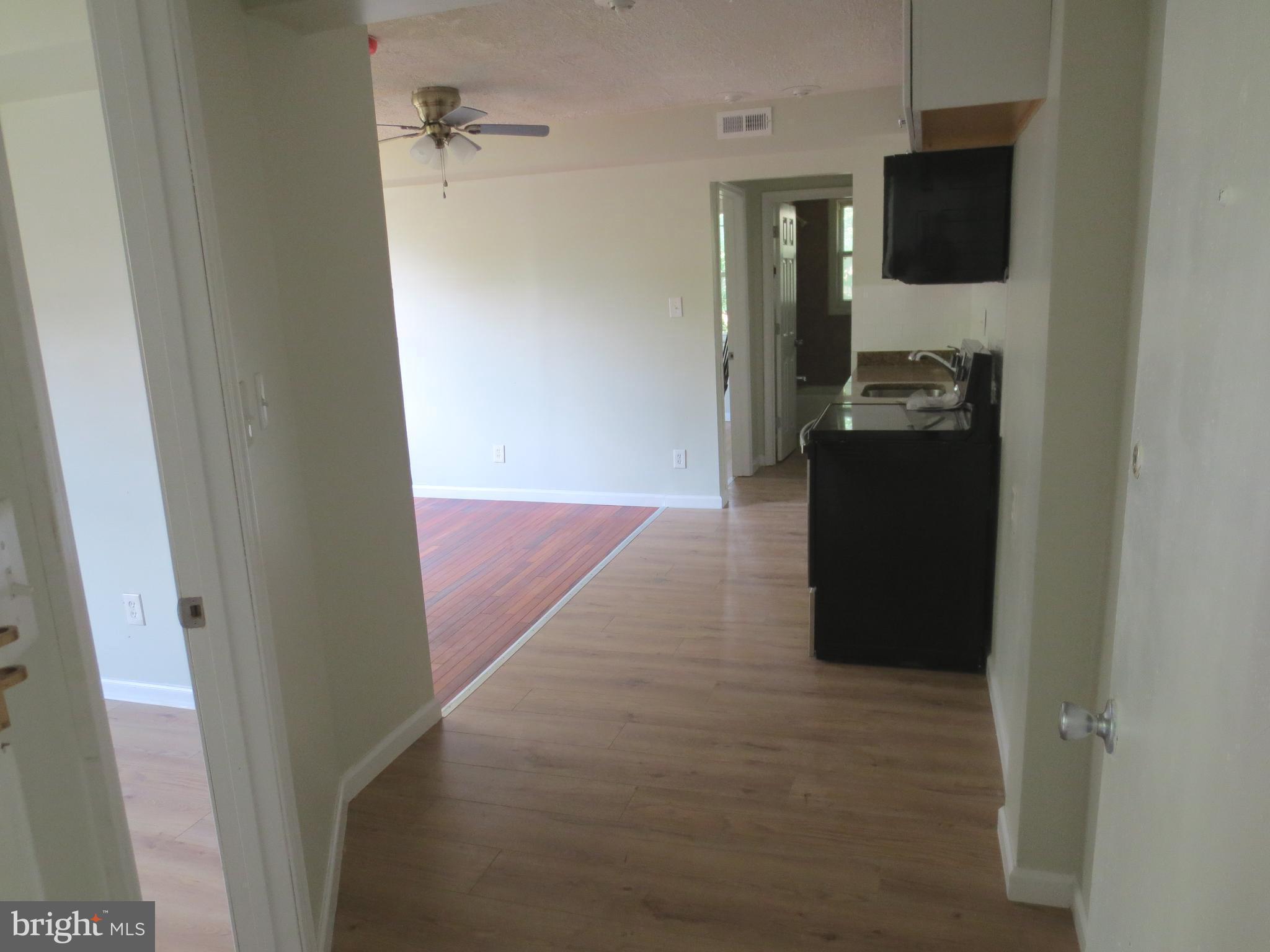 4980 Benning Road Southeast Washington, DC 20019 - Photo 8 of 20 Interior (General)