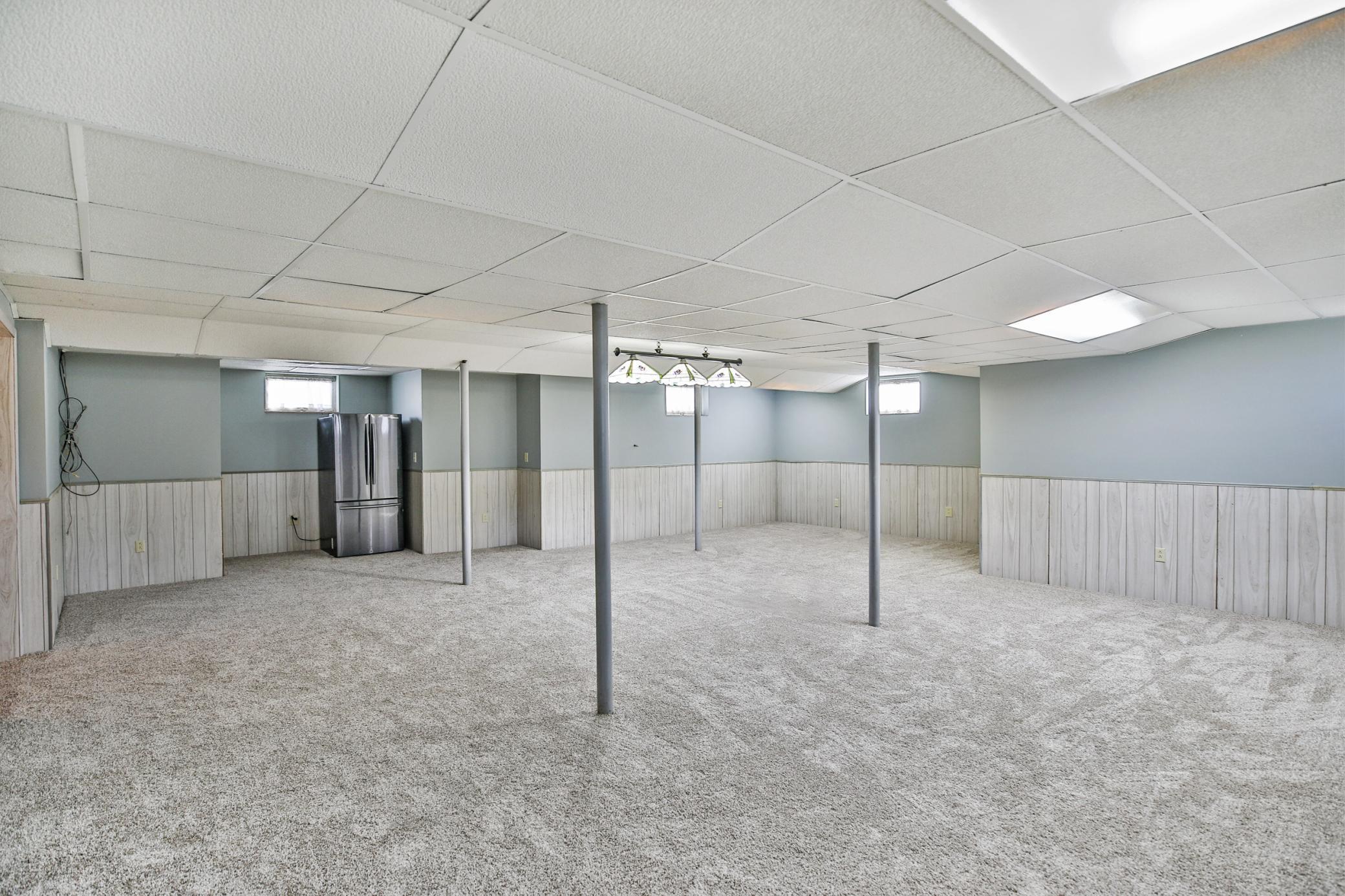 411 2nd Street Lyle, MN 55953 - Photo 11 of 24