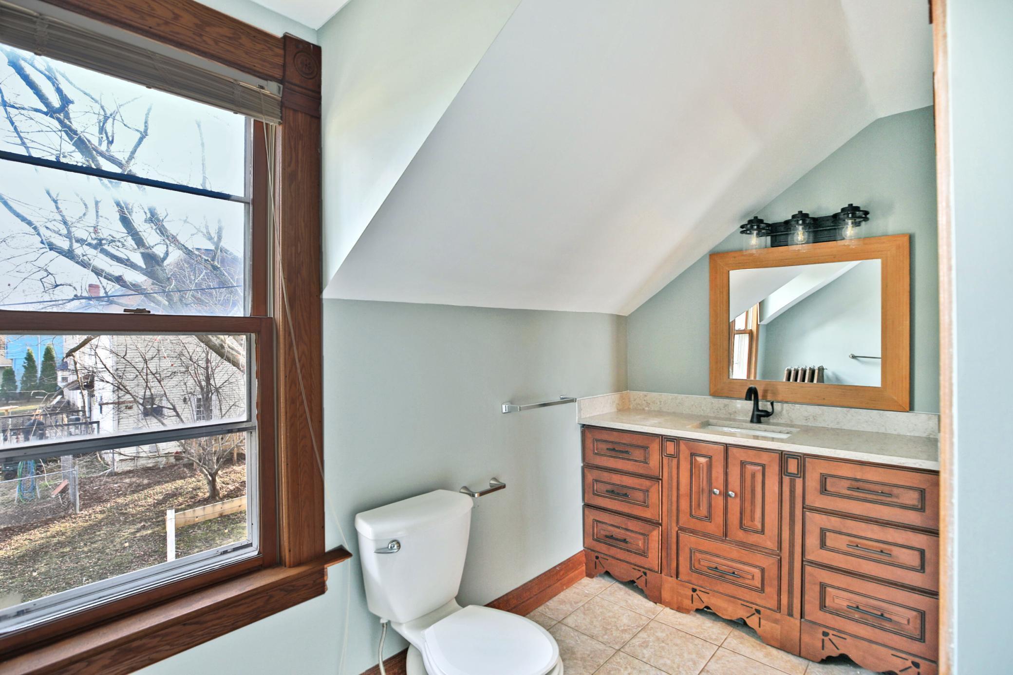 411 2nd Street Lyle, MN 55953 - Photo 12 of 24