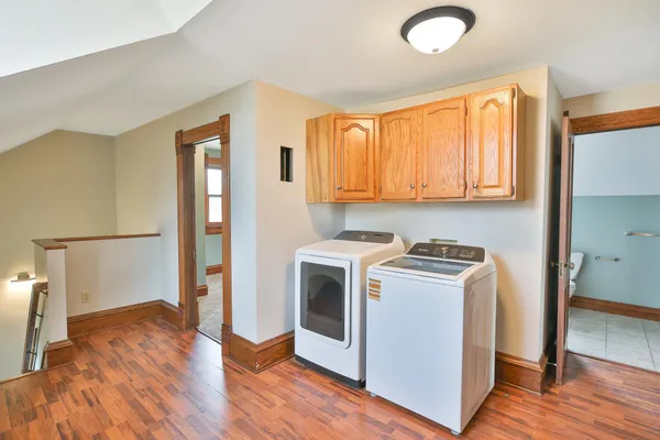 $289,000 | 411 2nd Street, Lyle, MN 55953