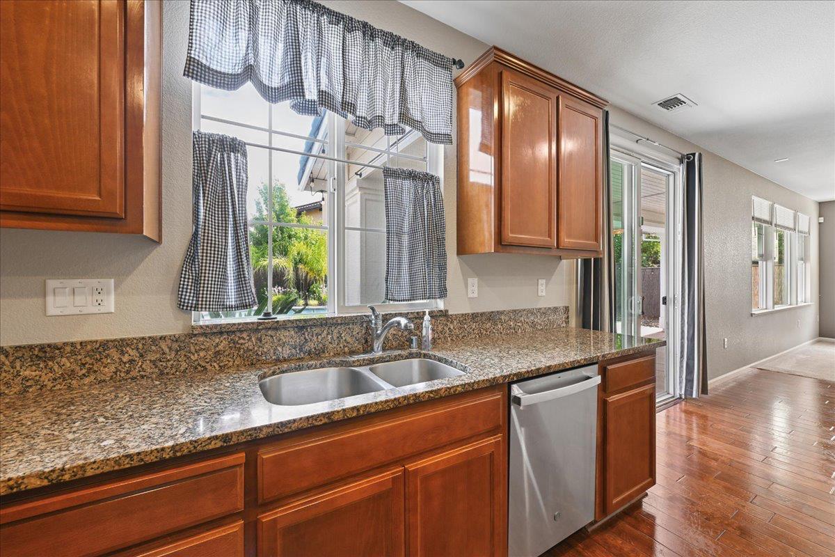 1708 Flora Way Lincoln, CA 95648 - Photo 29 of 78