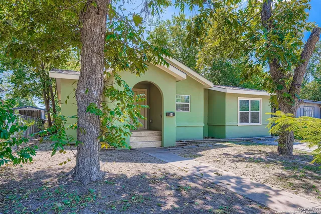 $215,000 | 122 Adrian Drive, San Antonio, TX 78213