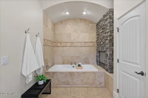 $4,999,000 | 6522 East Calle Del Media, Scottsdale, AZ 85251