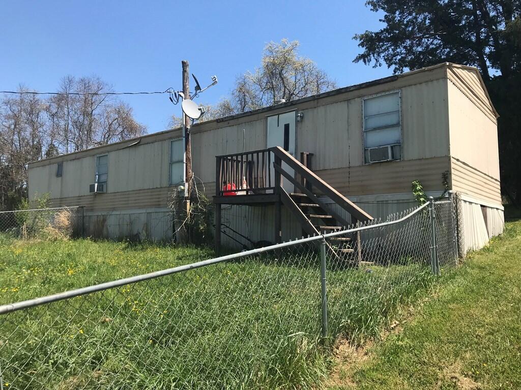 2557 County Line Road Mooresburg, TN 37811 - Photo 3 of 23 606649_2