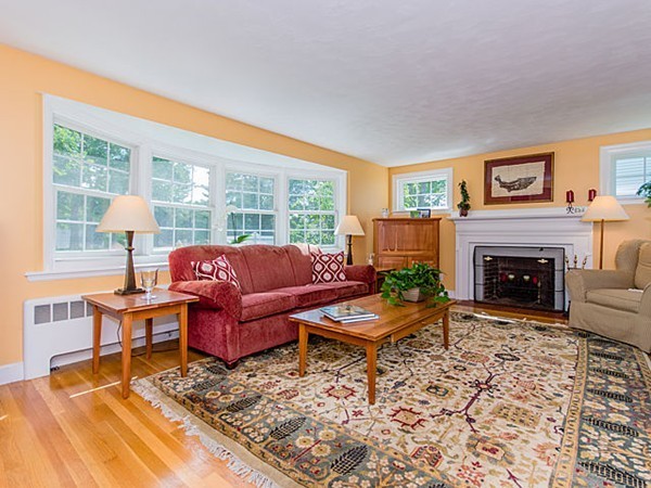 195 Paul Revere Road Needham, MA 02494 - Photo 5 of 24 Gallery Image 5