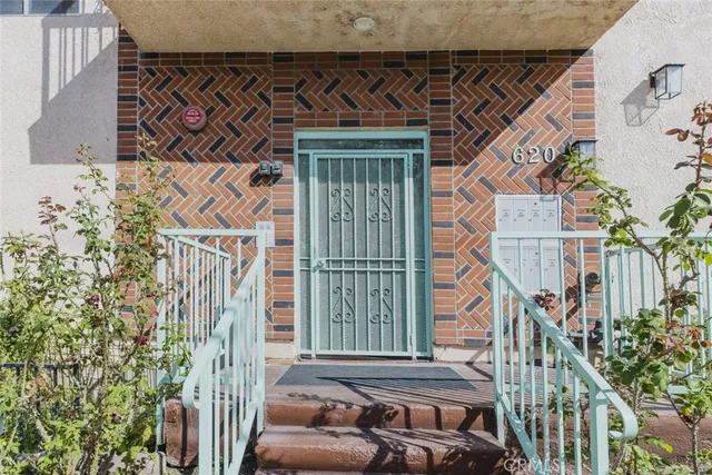 $3,000 | 620 South Lake Street, Unit 203, Burbank, CA 91502