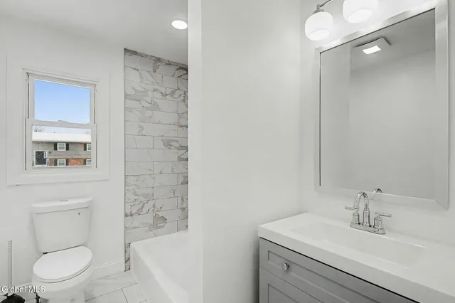 $569,000 | 22 Verdi Boulevard, Colonie, NY 12110